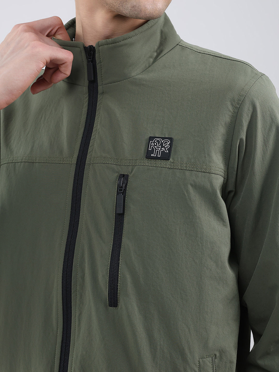 Rock.it Men Green Solid Mock Neck Full Sleeve Jacket