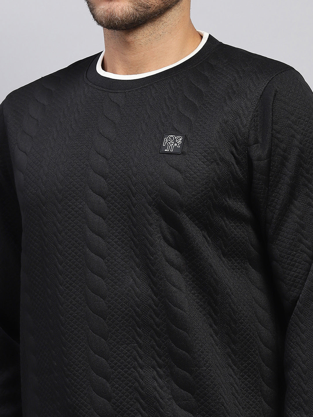 Rock.it Men Black Self Design Round Neck Sleeveless Winter Tracksuit