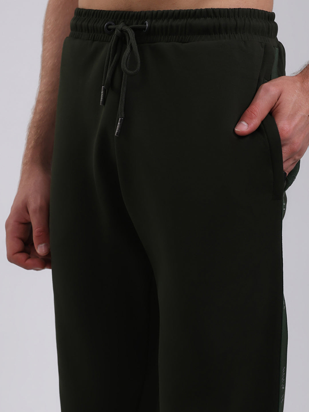 Rock.it Men Olive Solid Round Neck Full Sleeve Winter Tracksuit