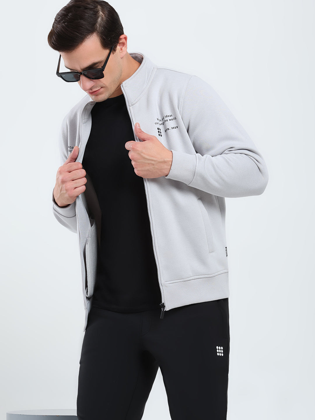 Rock.it Men Grey Solid Mock Neck Full Sleeve Sweatshirt