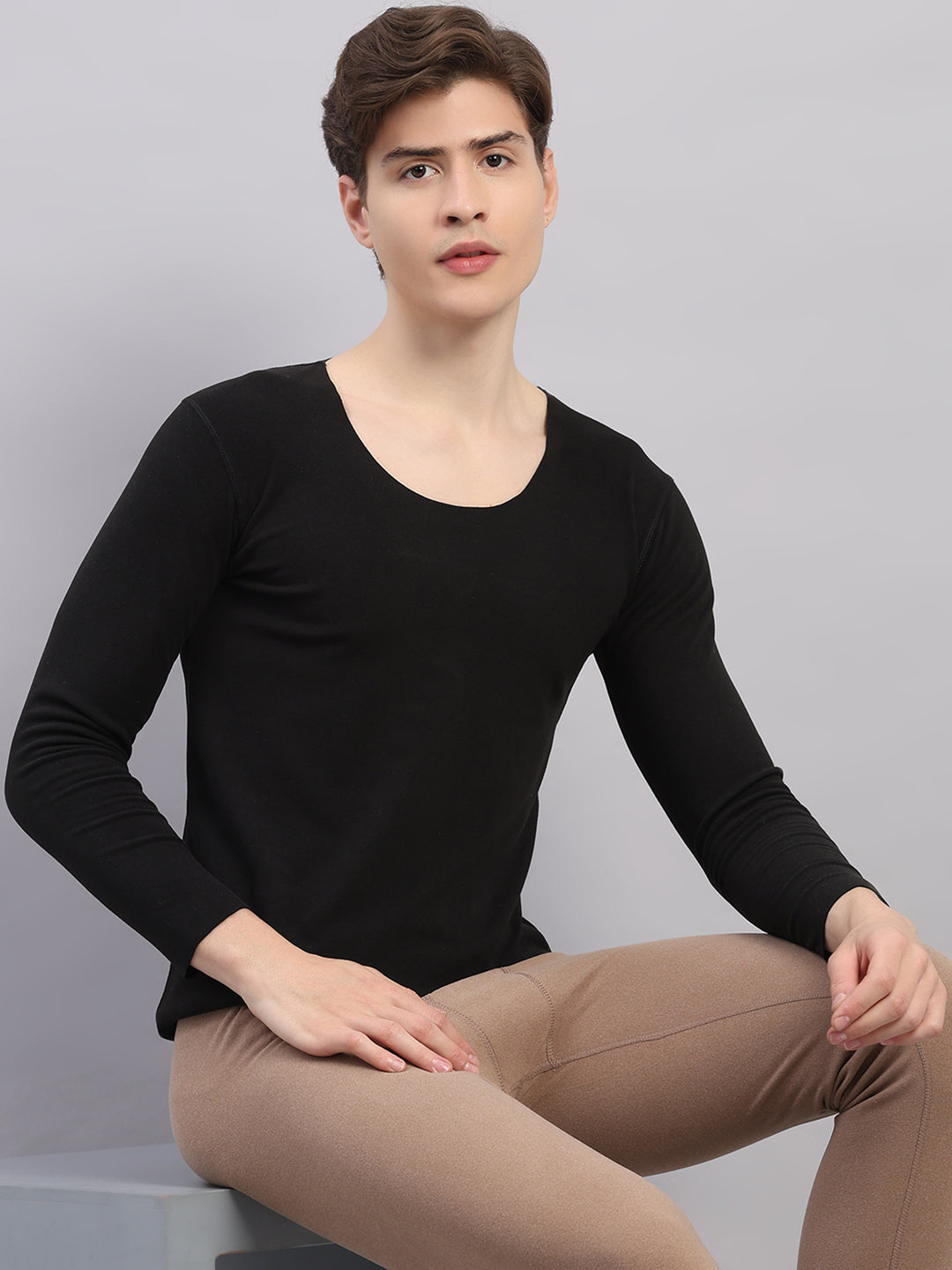 Rock.it Men Black Solid Round Neck Full Sleeve Thermal Vest