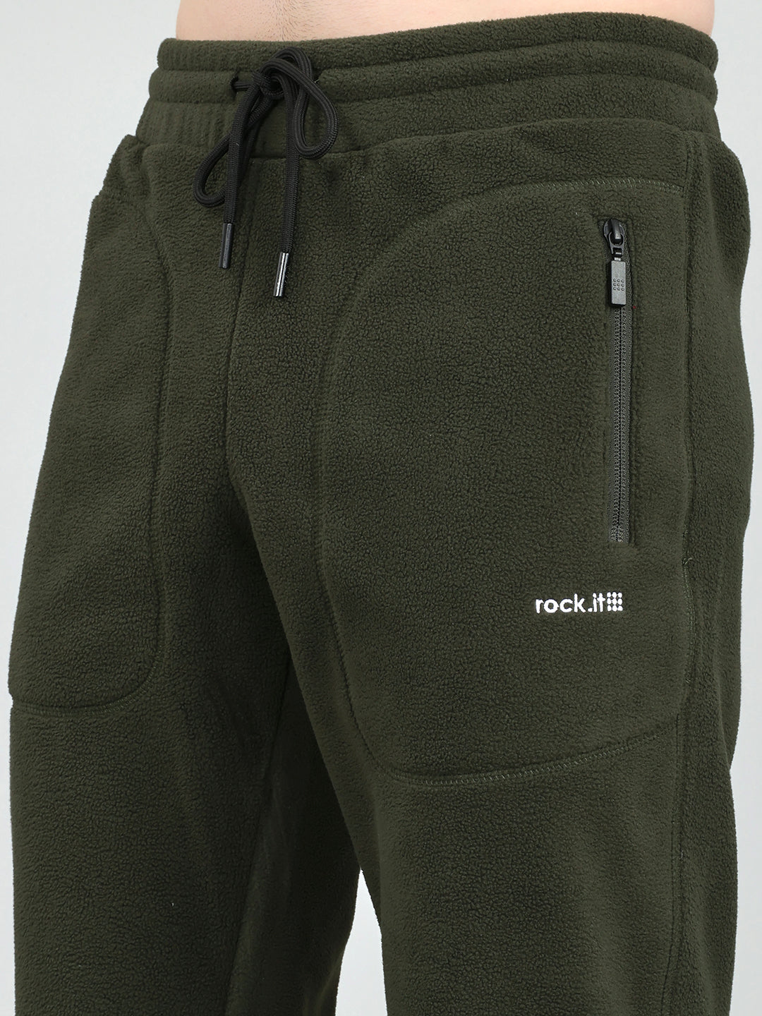 Rock.it Men Olive Solid Regular Fit Winter Lower
