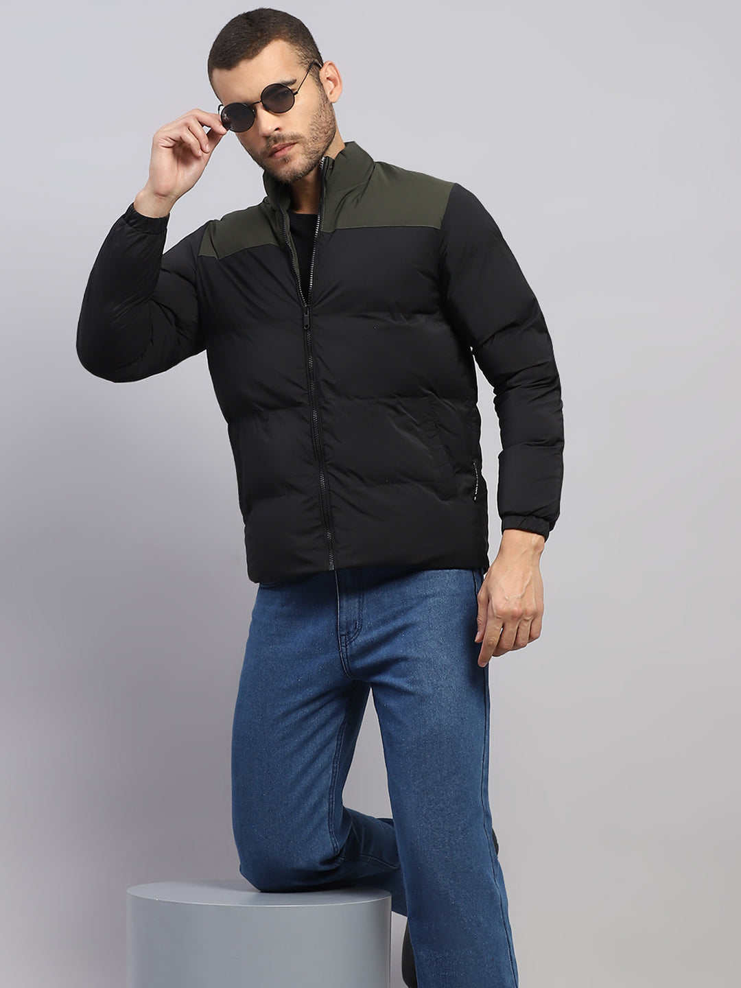 Rock.it Men Black Solid Hooded Full Sleeve Jacket