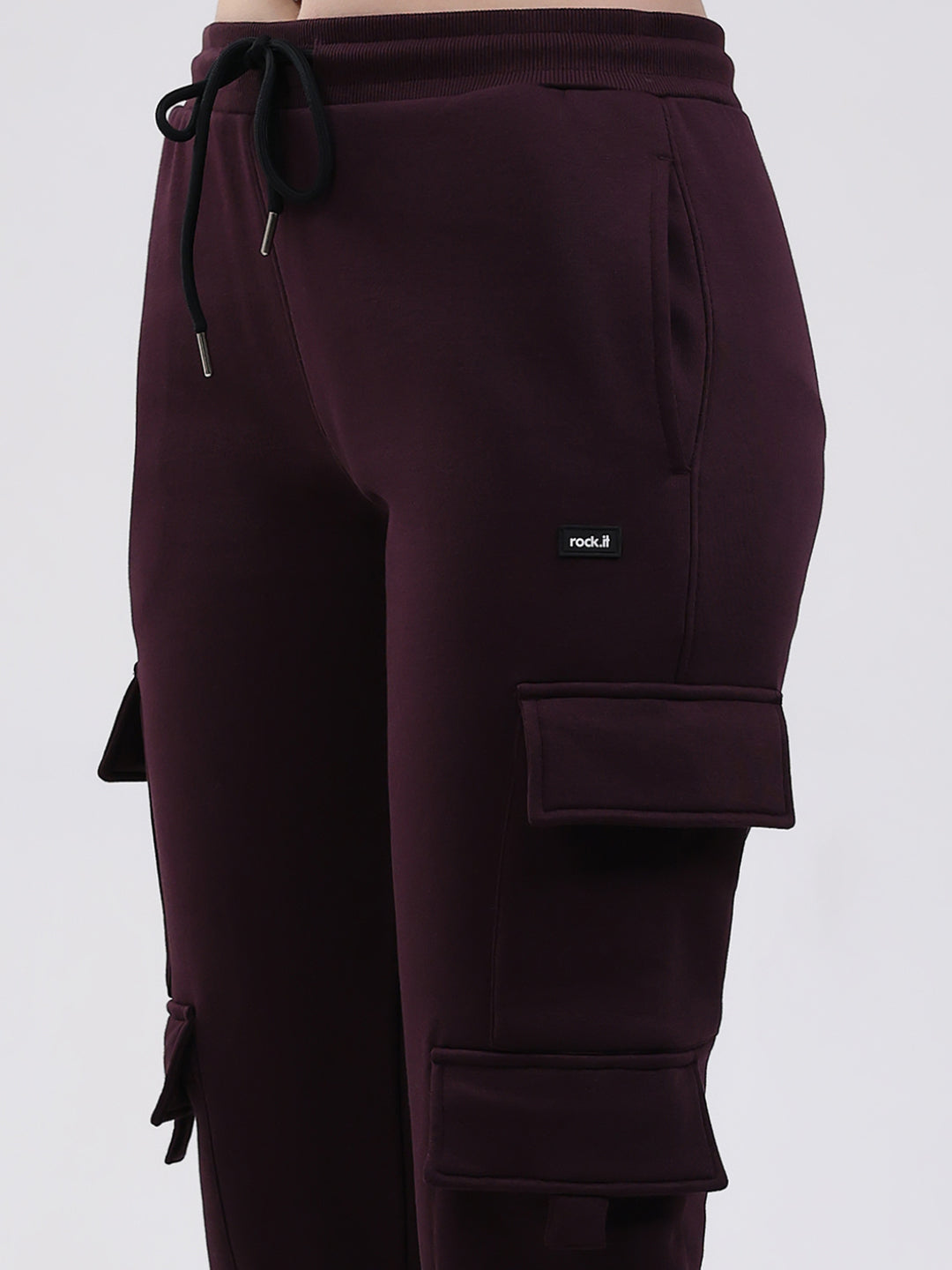 Rock.it Women Maroon Solid Mock Neck Full Sleeve Winter Tracksuit