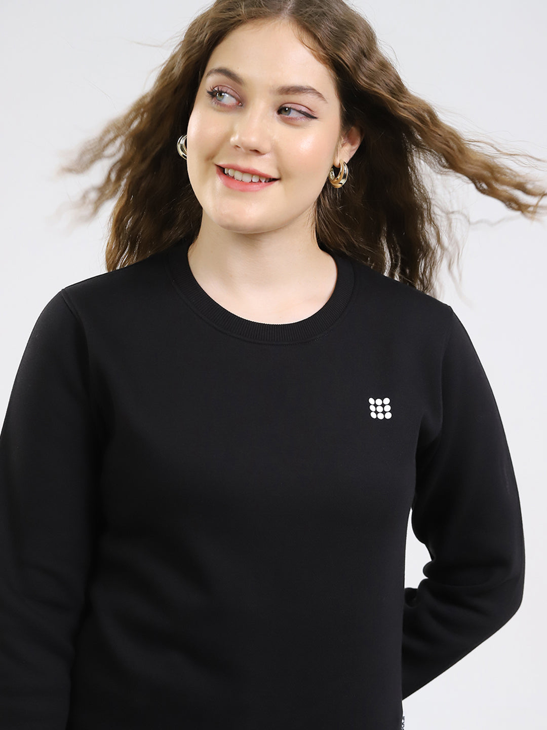 Rock.it Women Black Solid Round Neck Full Sleeve Sweatshirt