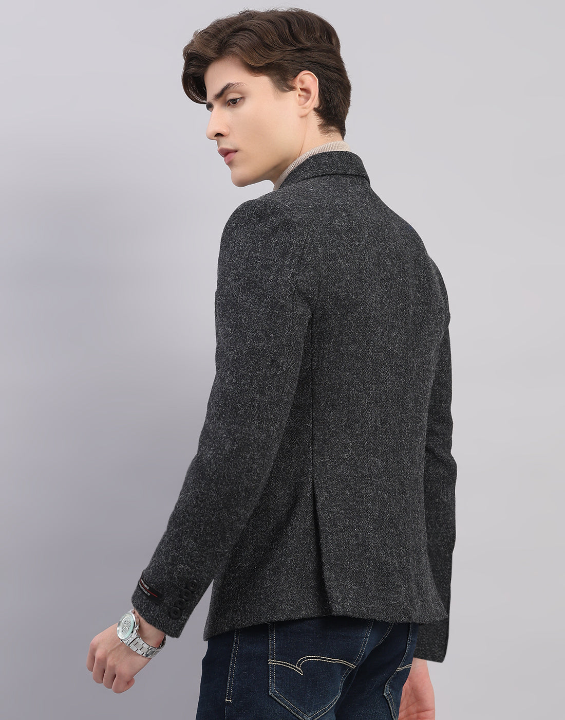 Men Grey Self Design Collar Full Sleeve Blazer