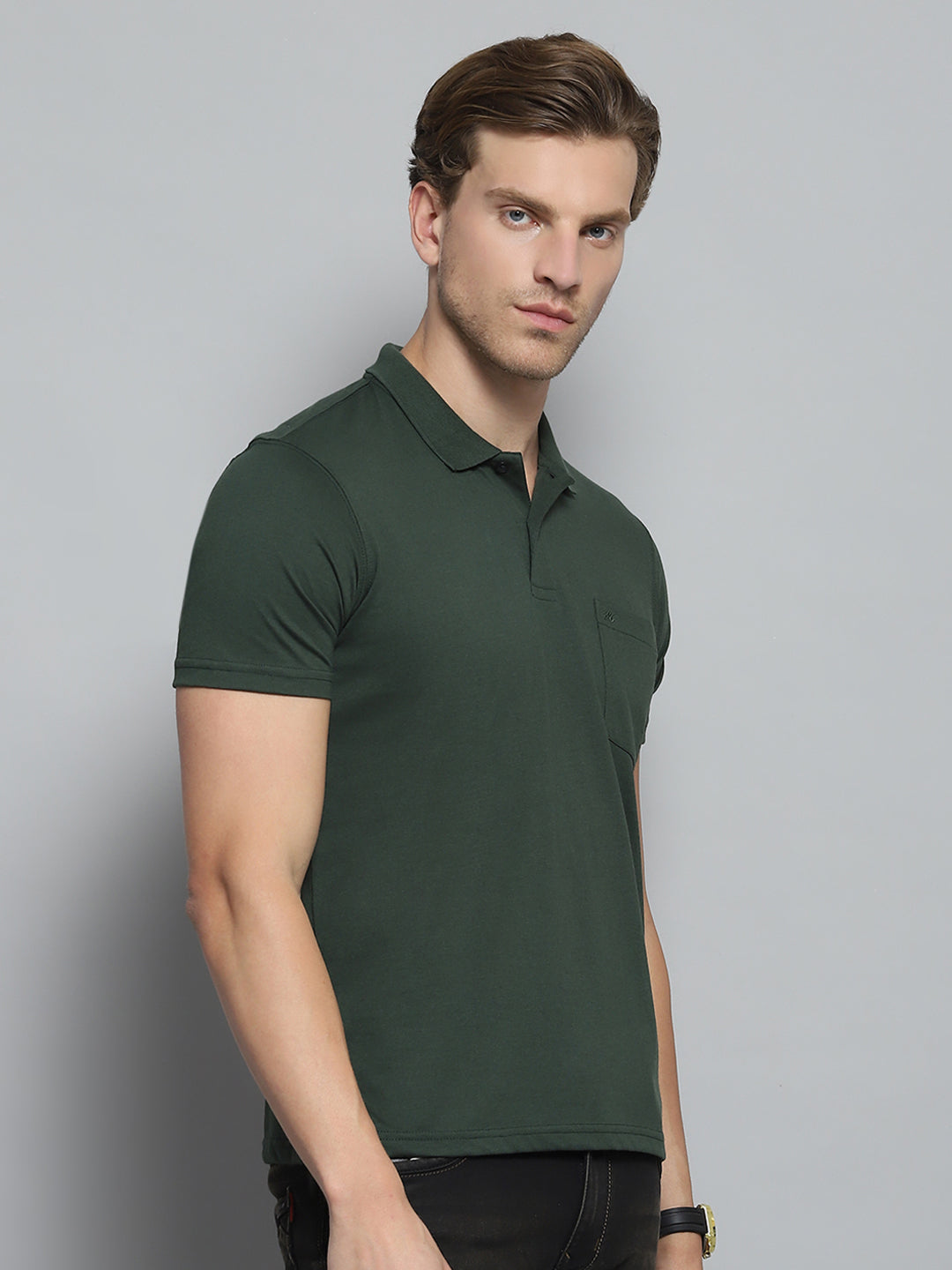 Men Green Solid Collar Half Sleeve T-Shirt