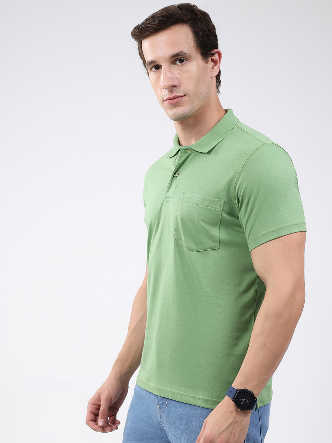 Men Green Solid Collar Half Sleeve T-Shirt