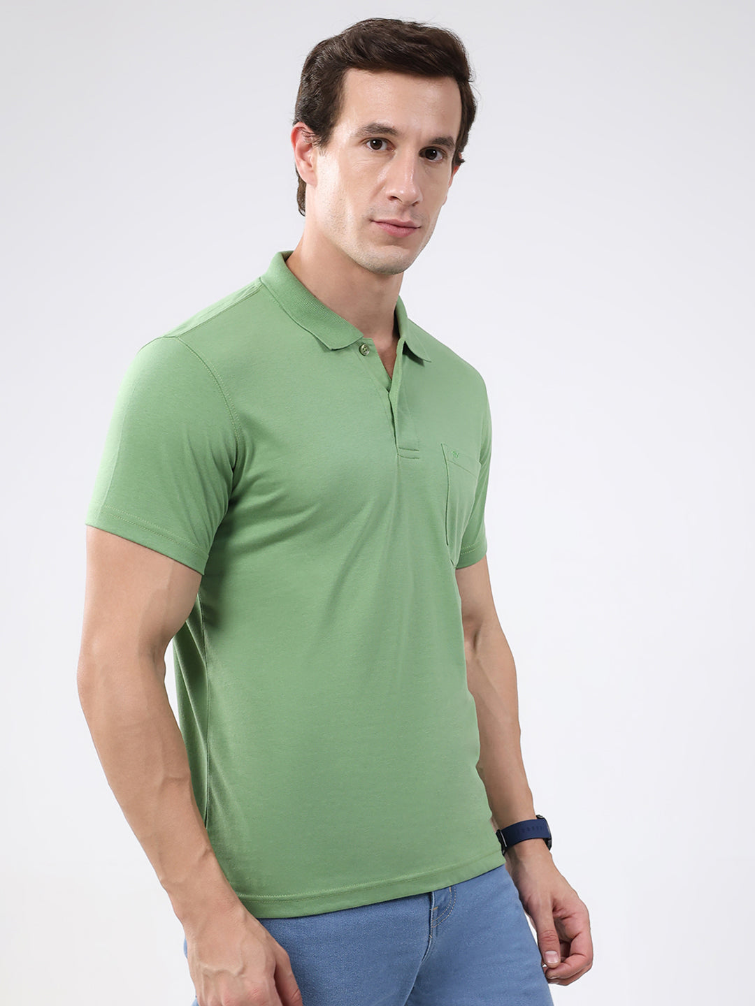 Men Green Solid Collar Half Sleeve T-Shirt
