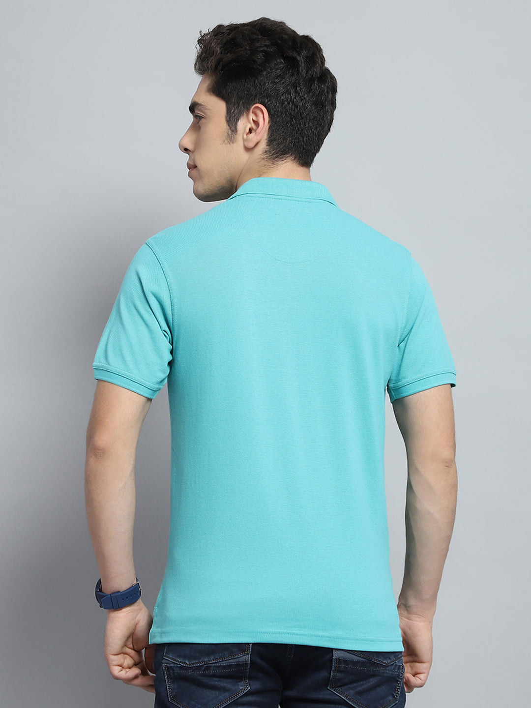 Men Green Solid Collar Half Sleeve T-Shirt