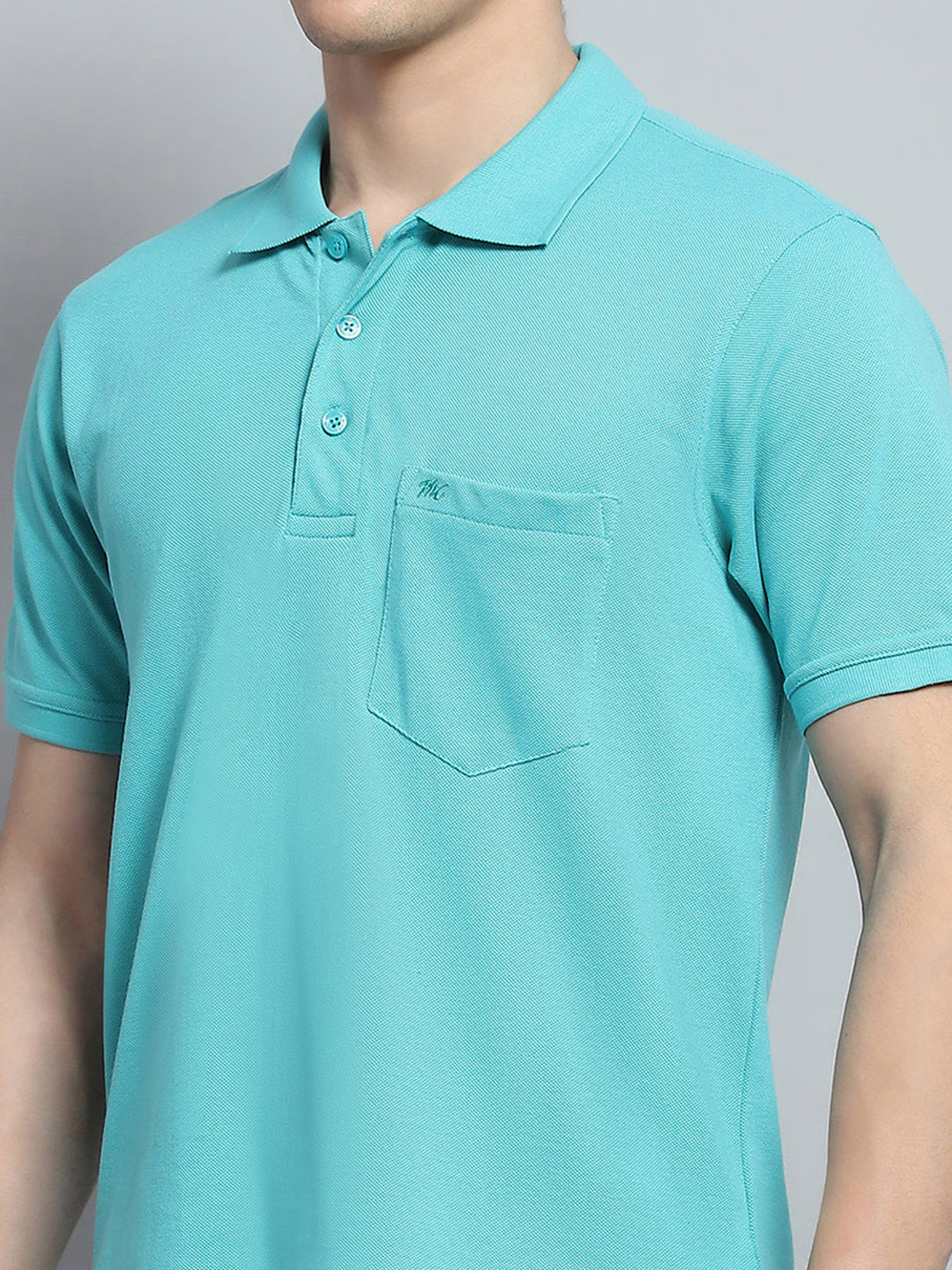 Men Green Solid Collar Half Sleeve T-Shirt