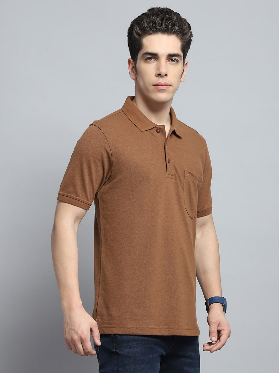 Men Brown Solid Collar Half Sleeve T-Shirt