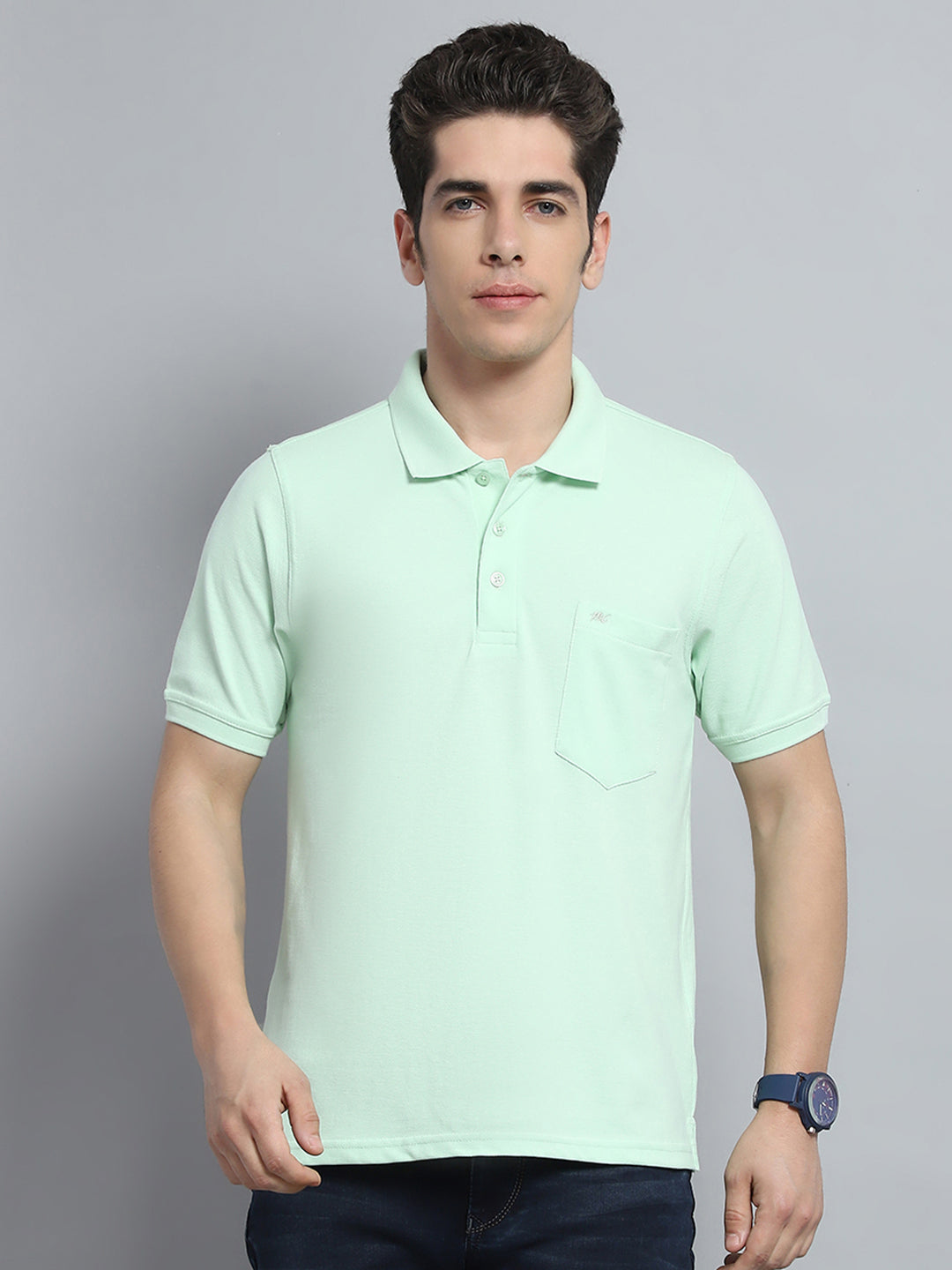 Men Green Solid Collar Half Sleeve T-Shirt