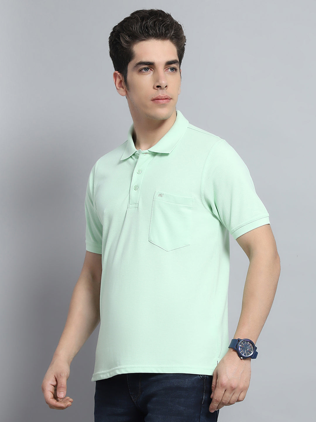 Men Green Solid Collar Half Sleeve T-Shirt
