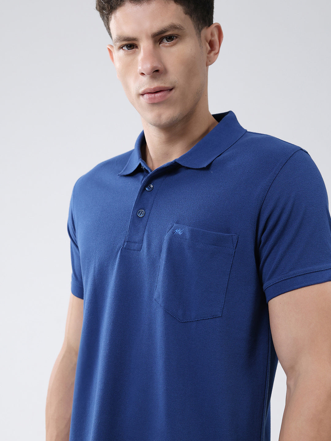 Men Blue Solid Collar Half Sleeve T-Shirt