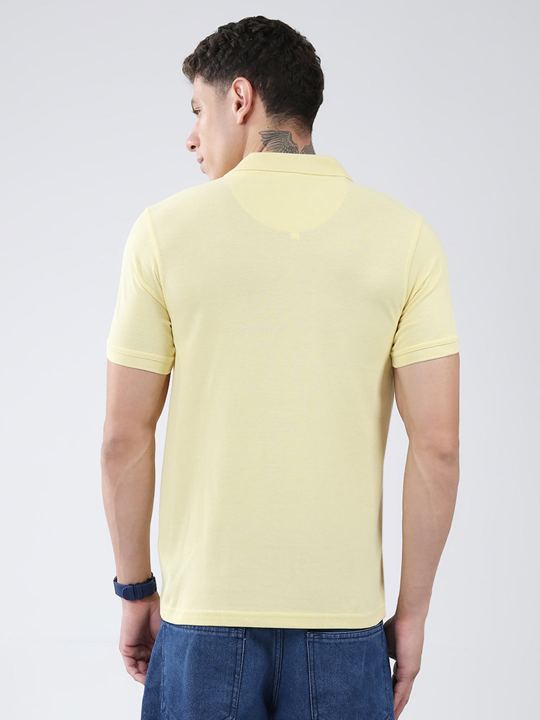 Men Yellow Solid Collar Half Sleeve T-Shirt