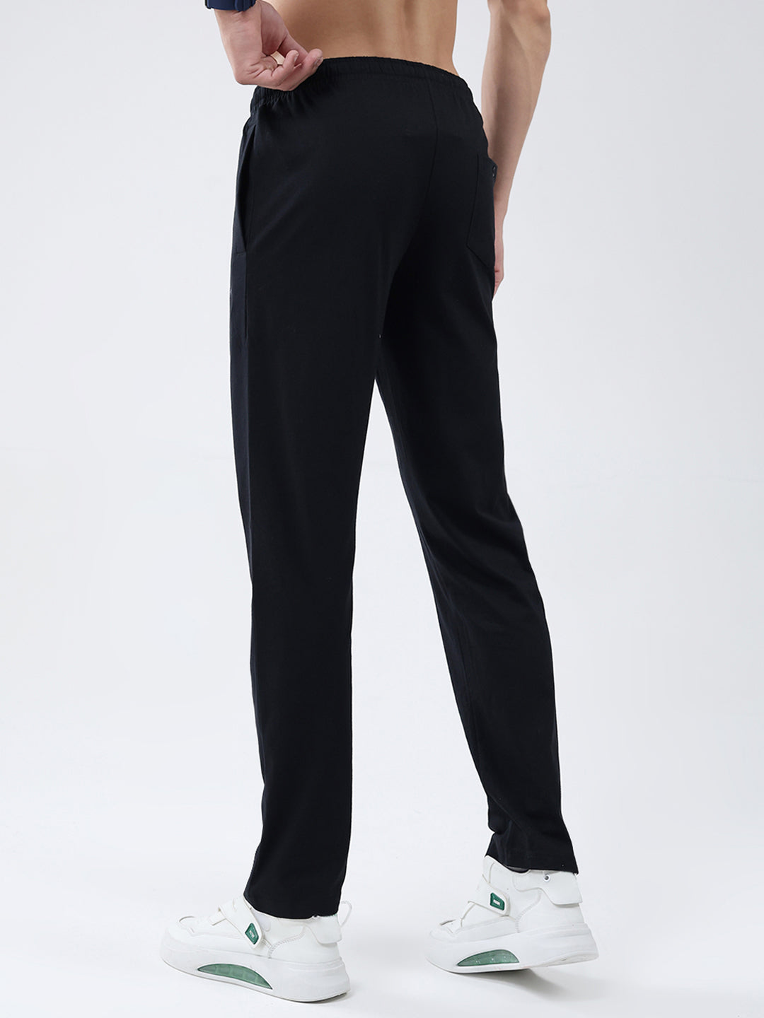 Men Black Solid Regular Fit Lower