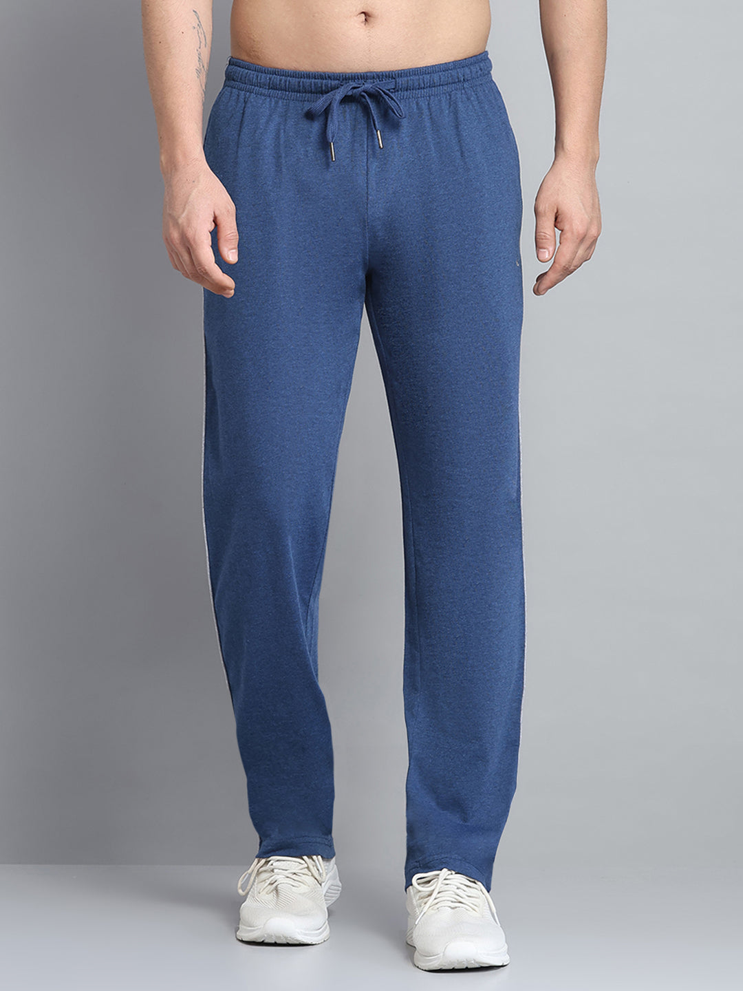 Men Blue Solid Regular Fit Lower