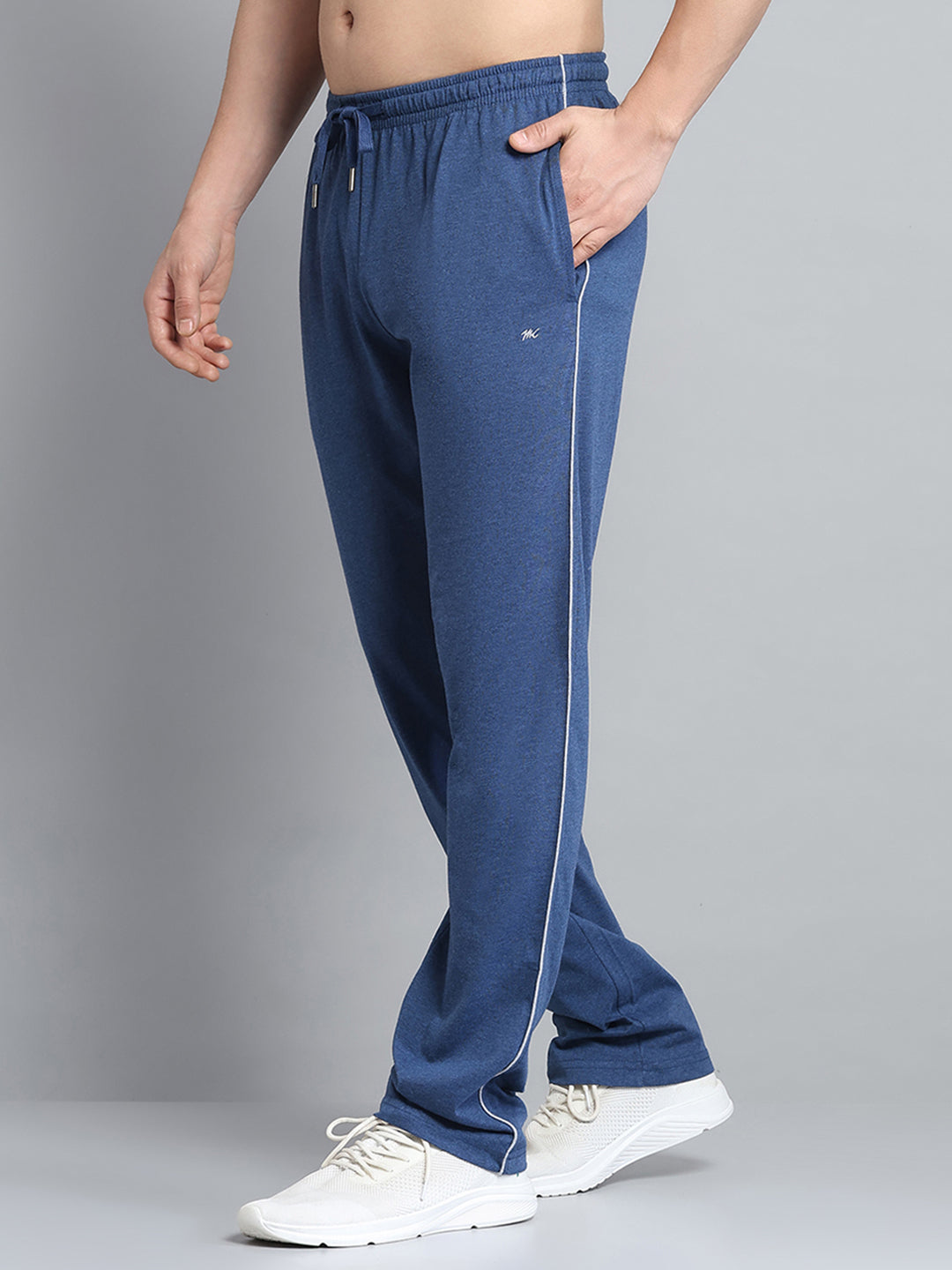 Men Blue Solid Regular Fit Lower