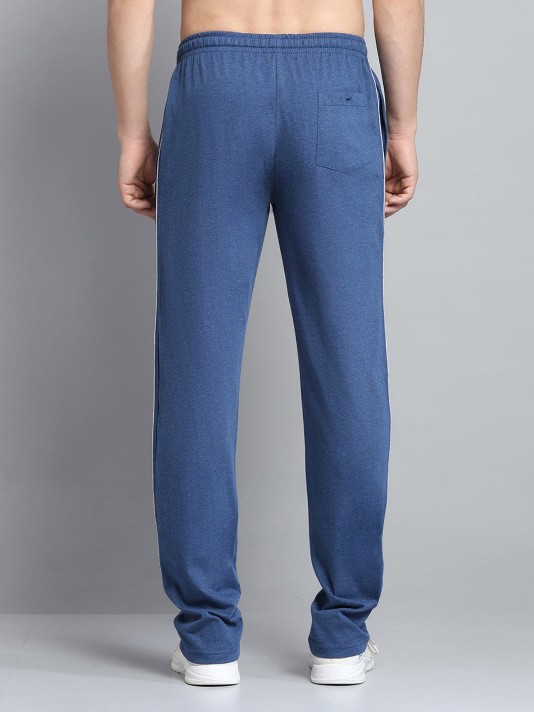 Men Blue Solid Regular Fit Lower