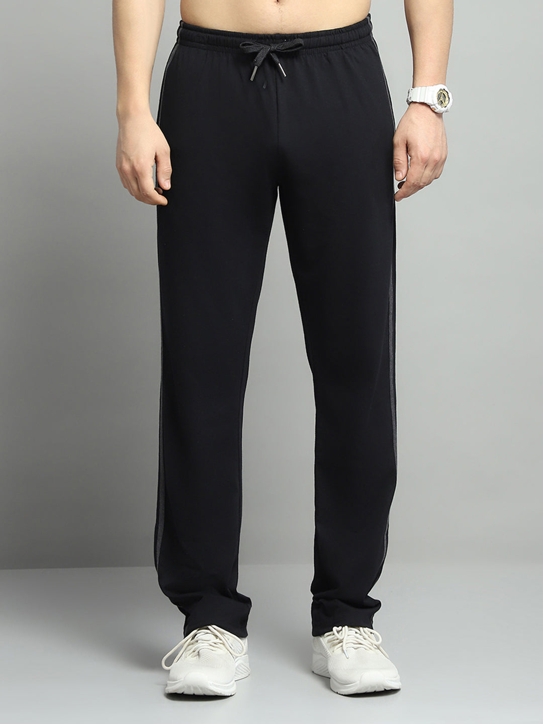 Men Black Solid Regular Fit Lower