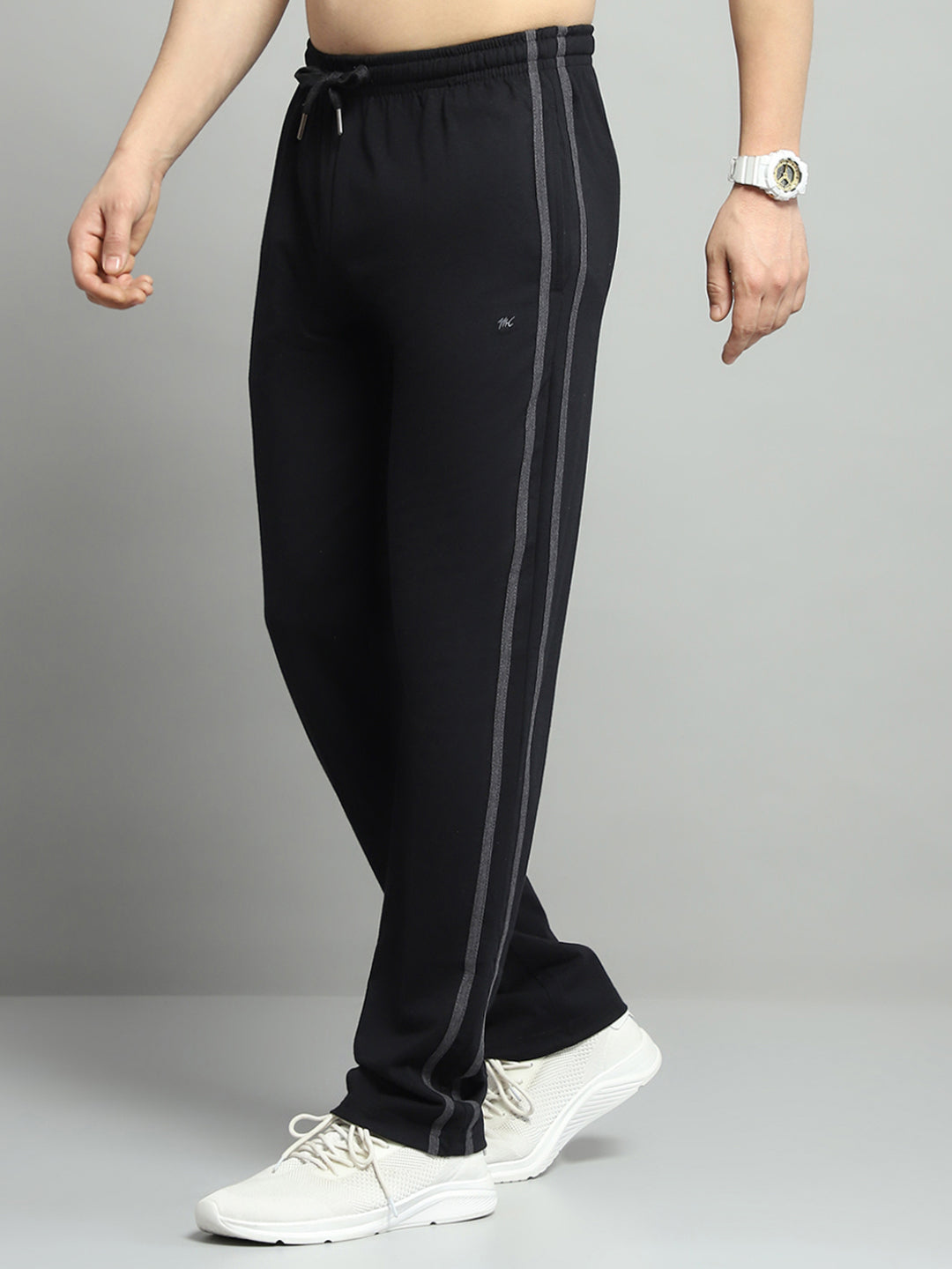 Men Black Solid Regular Fit Lower