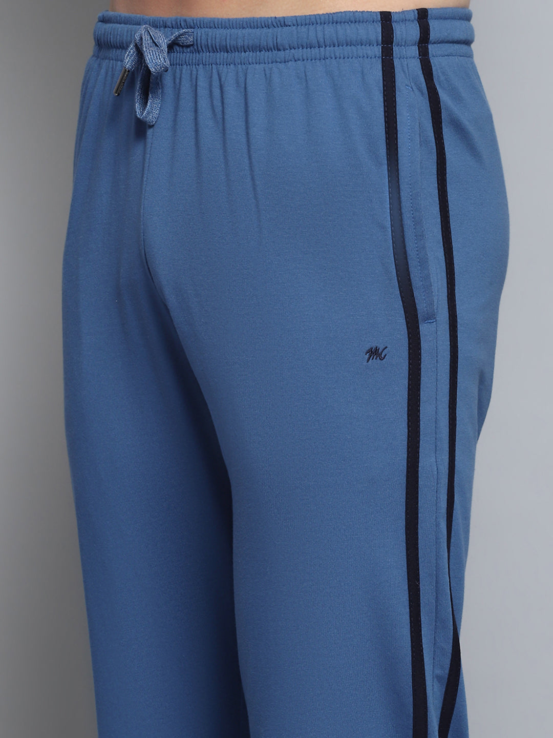 Men Blue Solid Regular Fit Lower