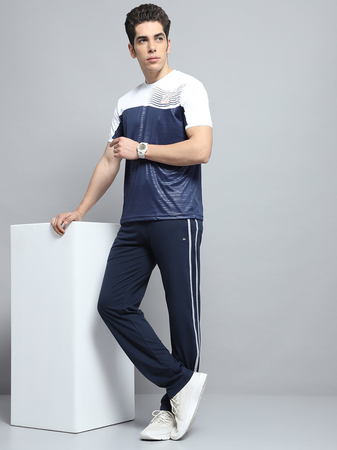 Men Navy Blue Solid Regular Fit Lower