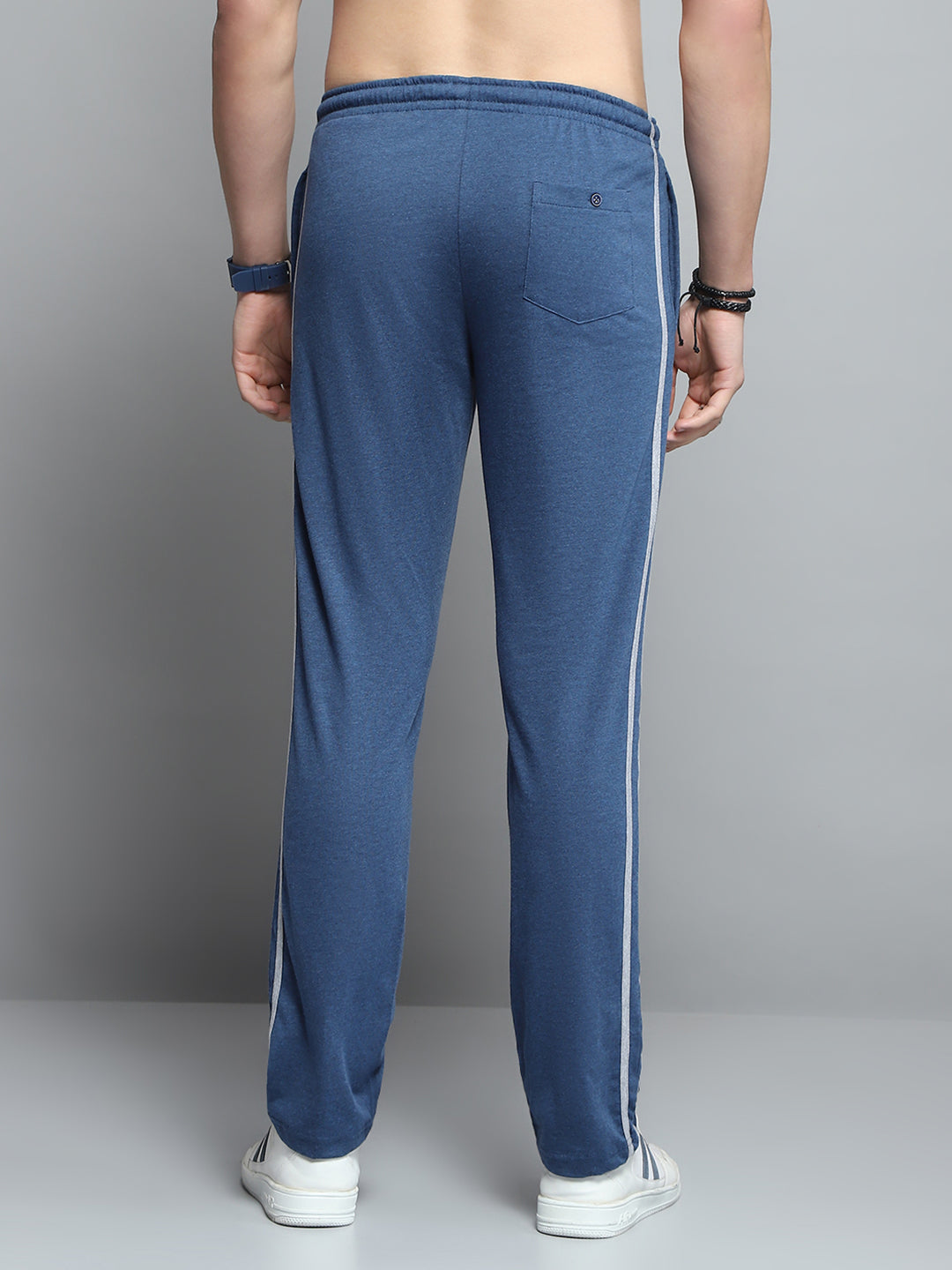 Men Blue Solid Regular Fit Lower