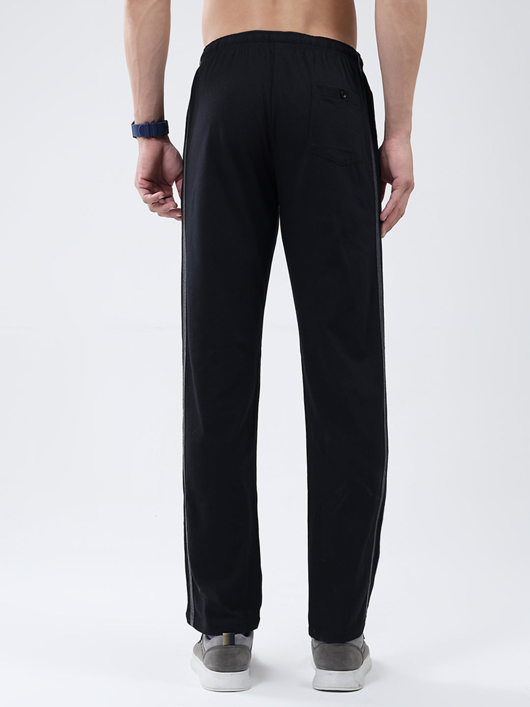 Men Black Solid Regular Fit Lower