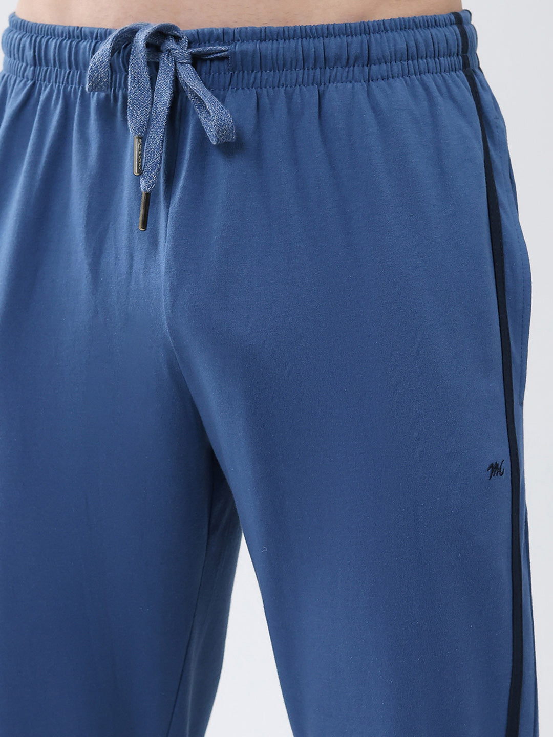 Men Blue Solid Regular Fit Lower