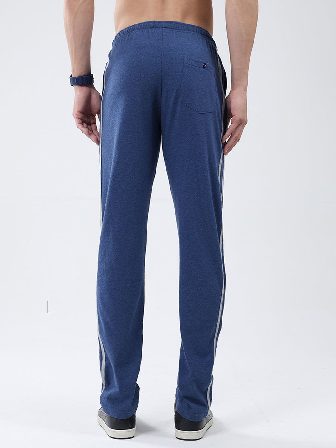 Men Blue Solid Regular Fit Lower