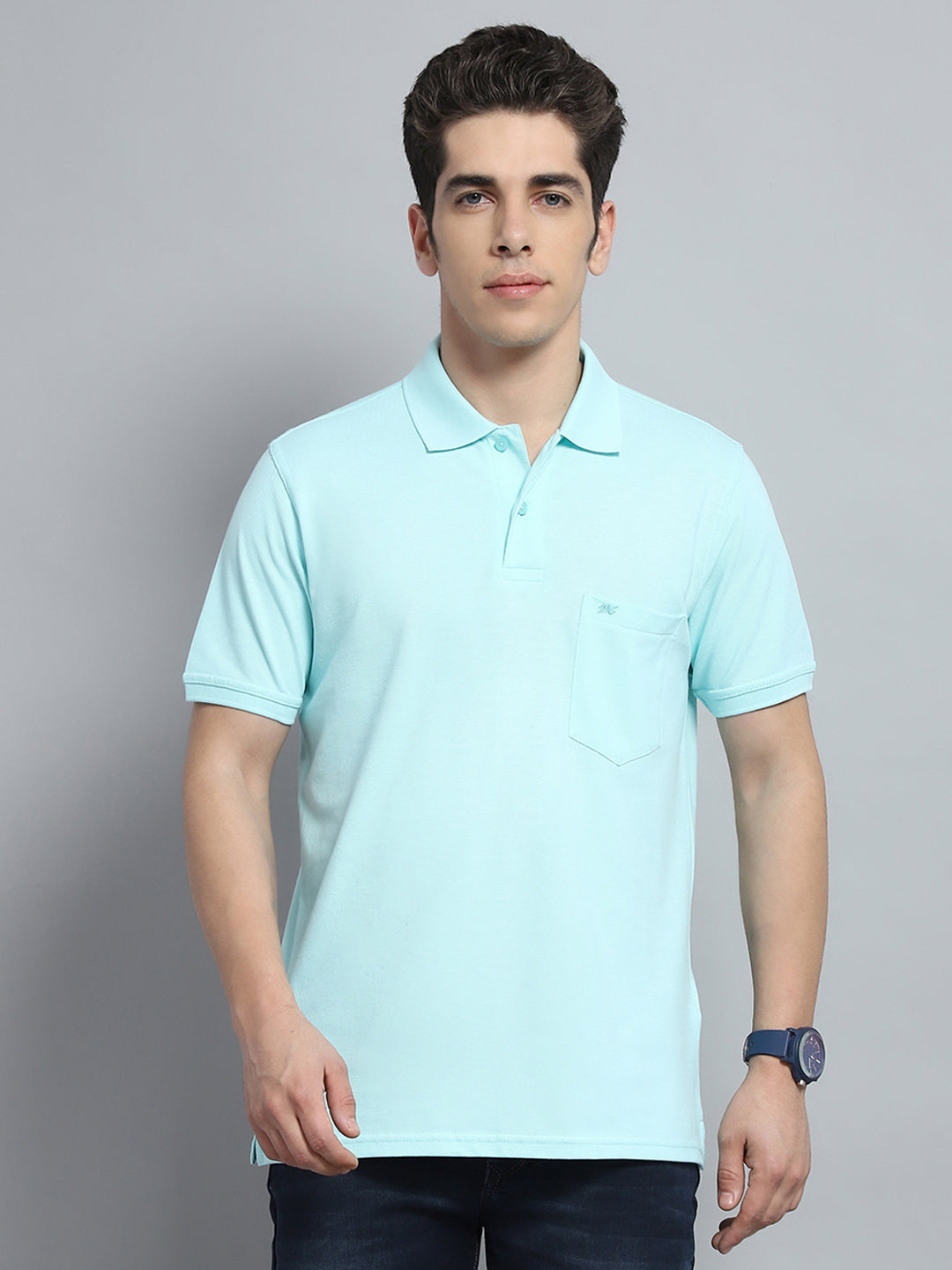 Men Blue Solid Collar Half Sleeve T-Shirt