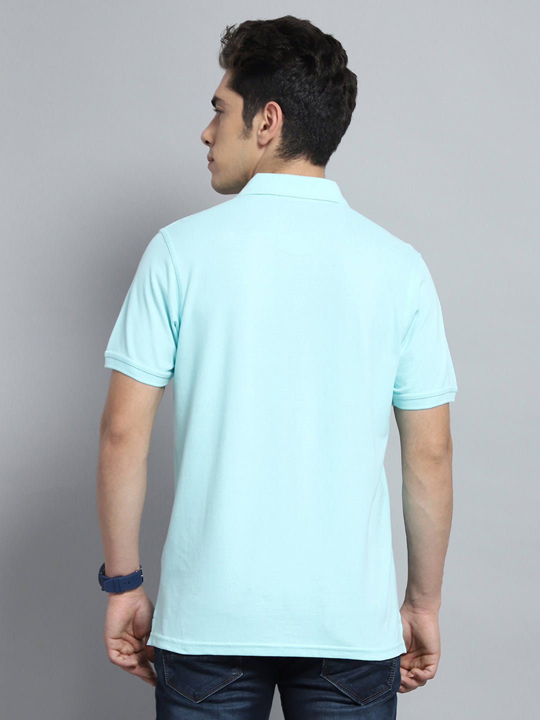 Men Blue Solid Collar Half Sleeve T-Shirt