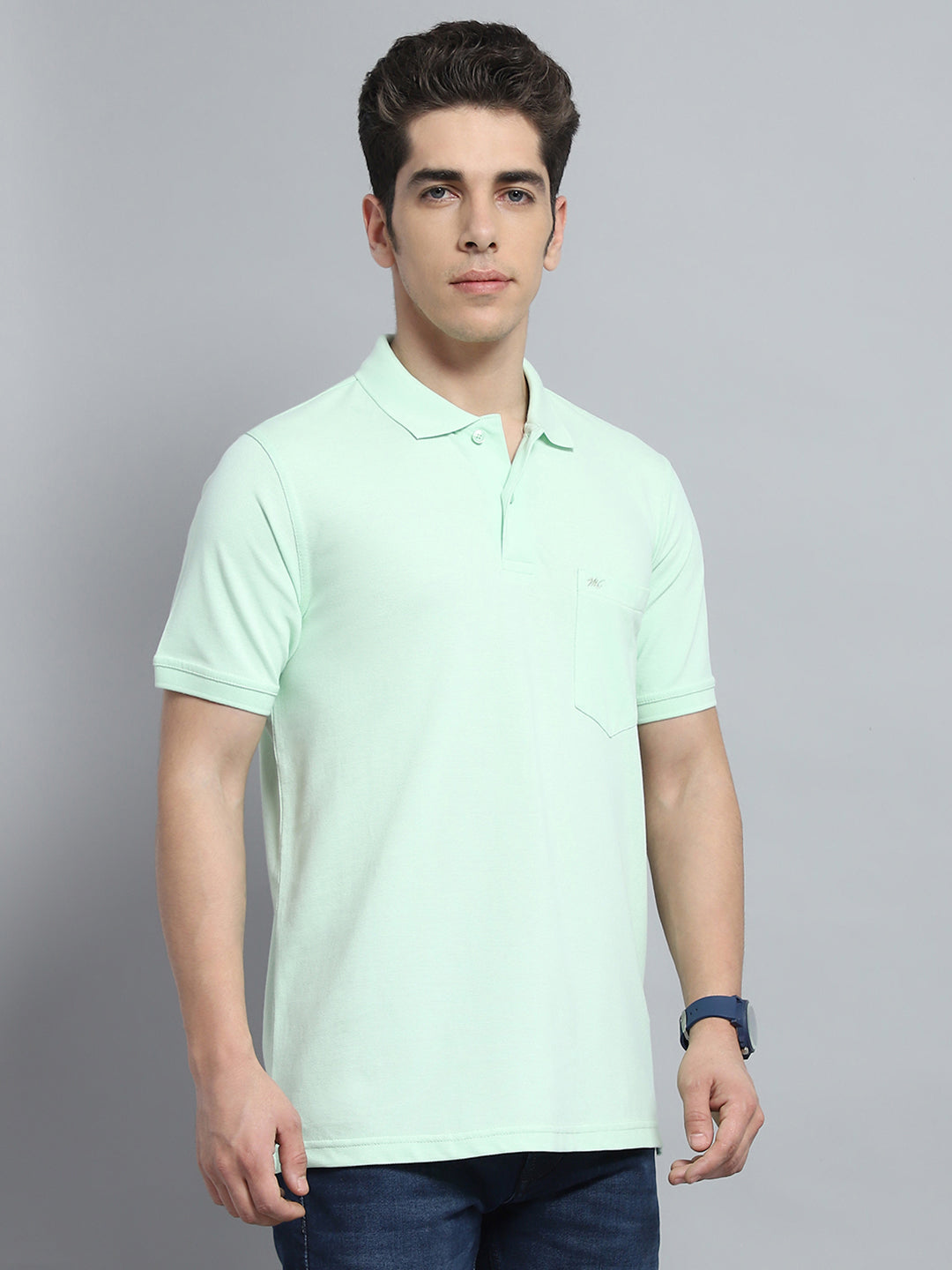 Men Green Solid Collar Half Sleeve T-Shirt