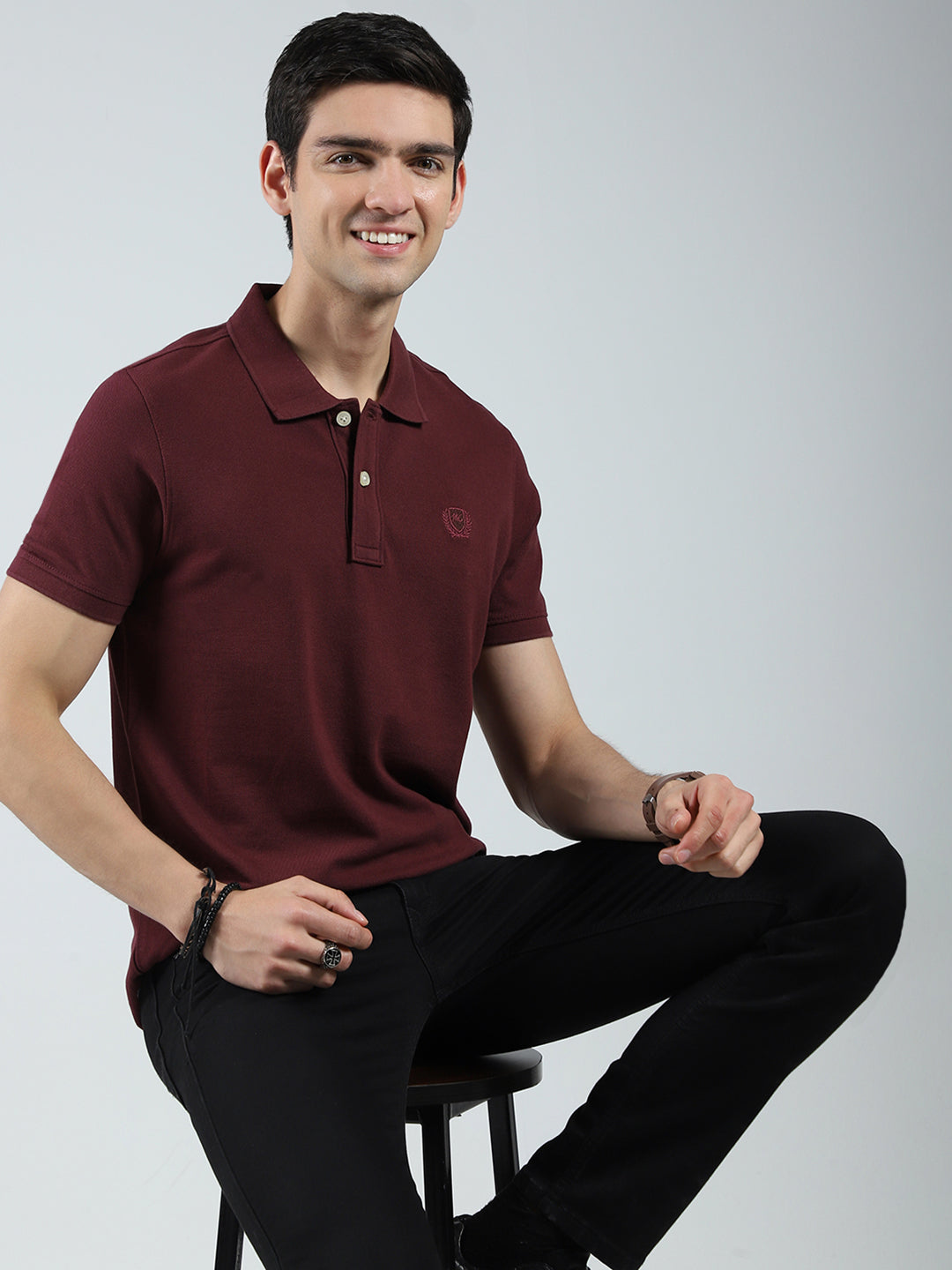 Men Maroon Solid Collar Half Sleeve T-Shirt