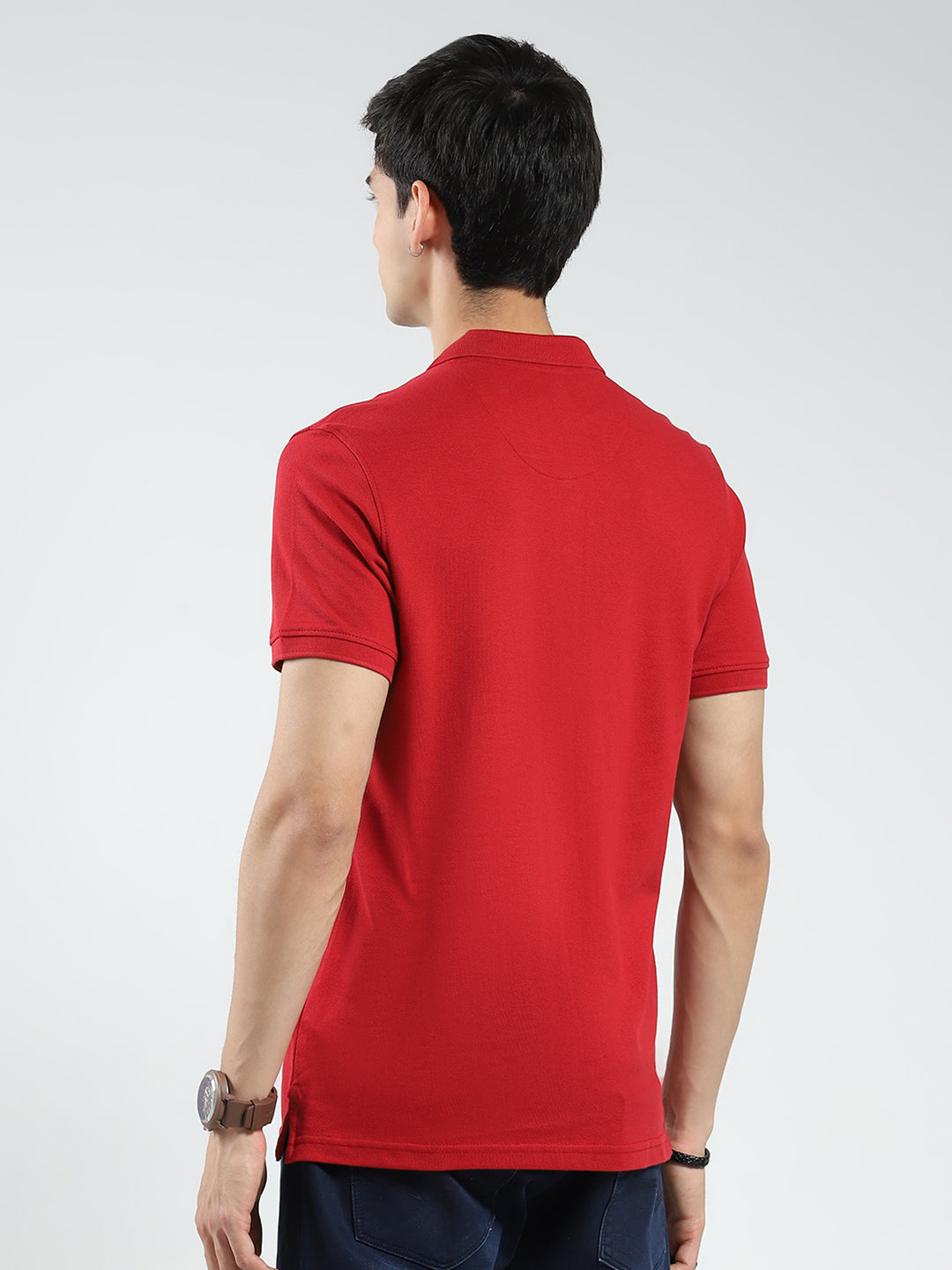 Men Red Solid Collar Half Sleeve T-Shirt