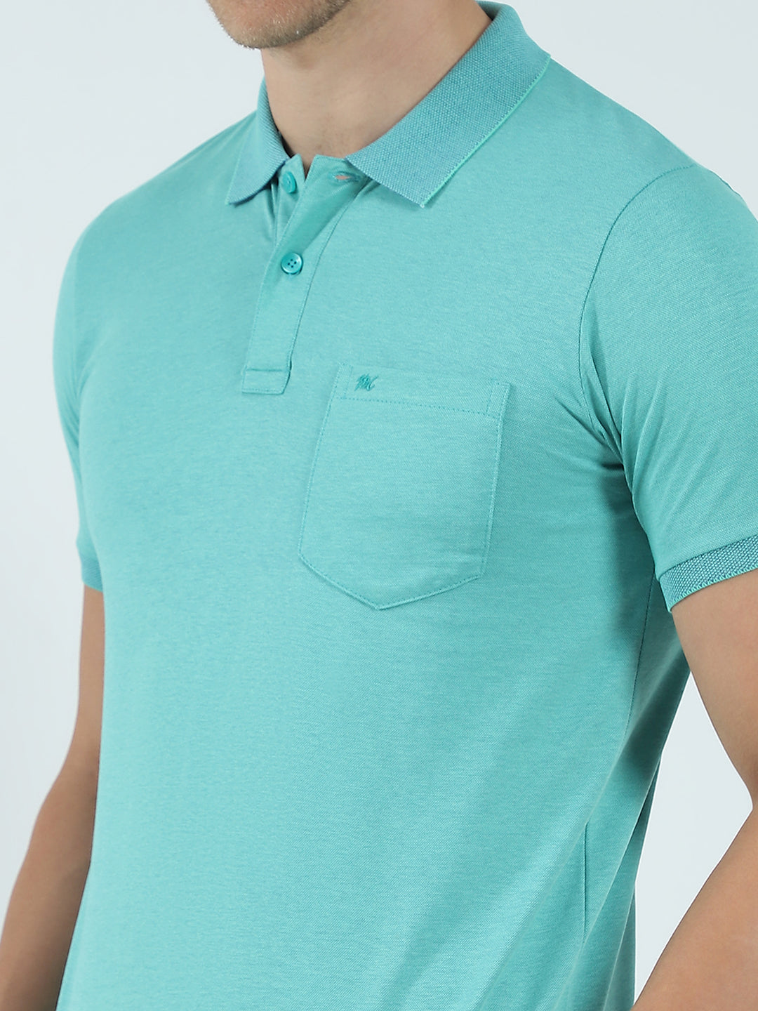 Men Green Solid Collar Half Sleeve T-Shirt
