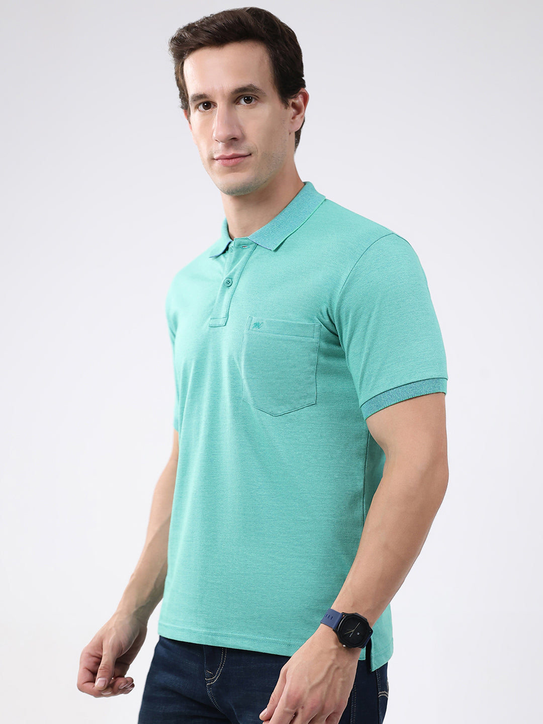 Men Green Solid Collar Half Sleeve T-Shirt