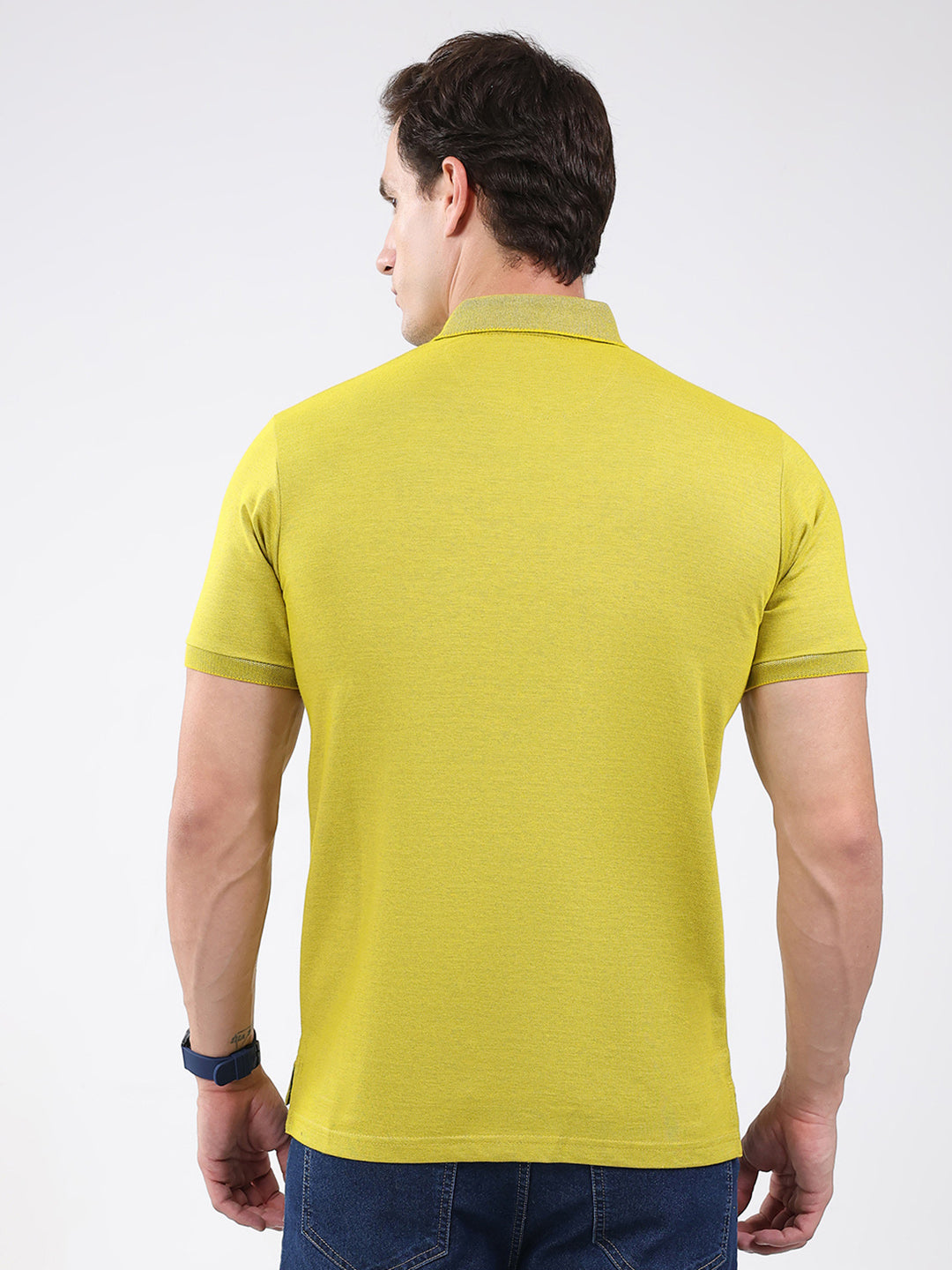 Men Yellow Solid Collar Half Sleeve T-Shirt