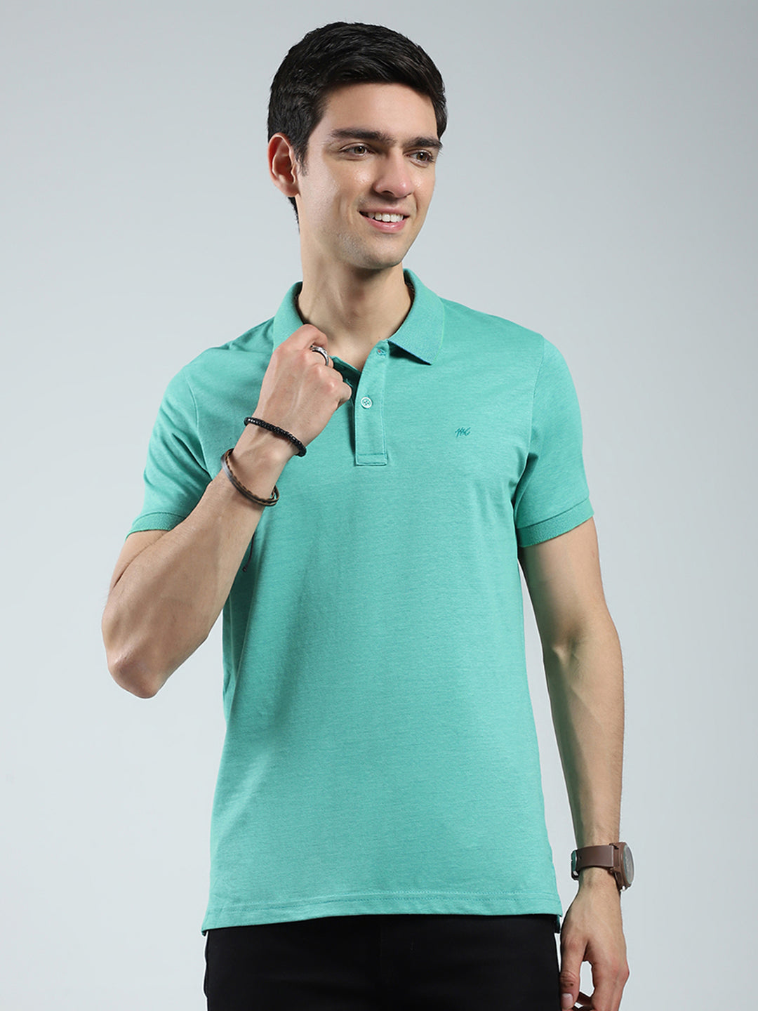 Men Green Solid Collar Half Sleeve T-Shirt