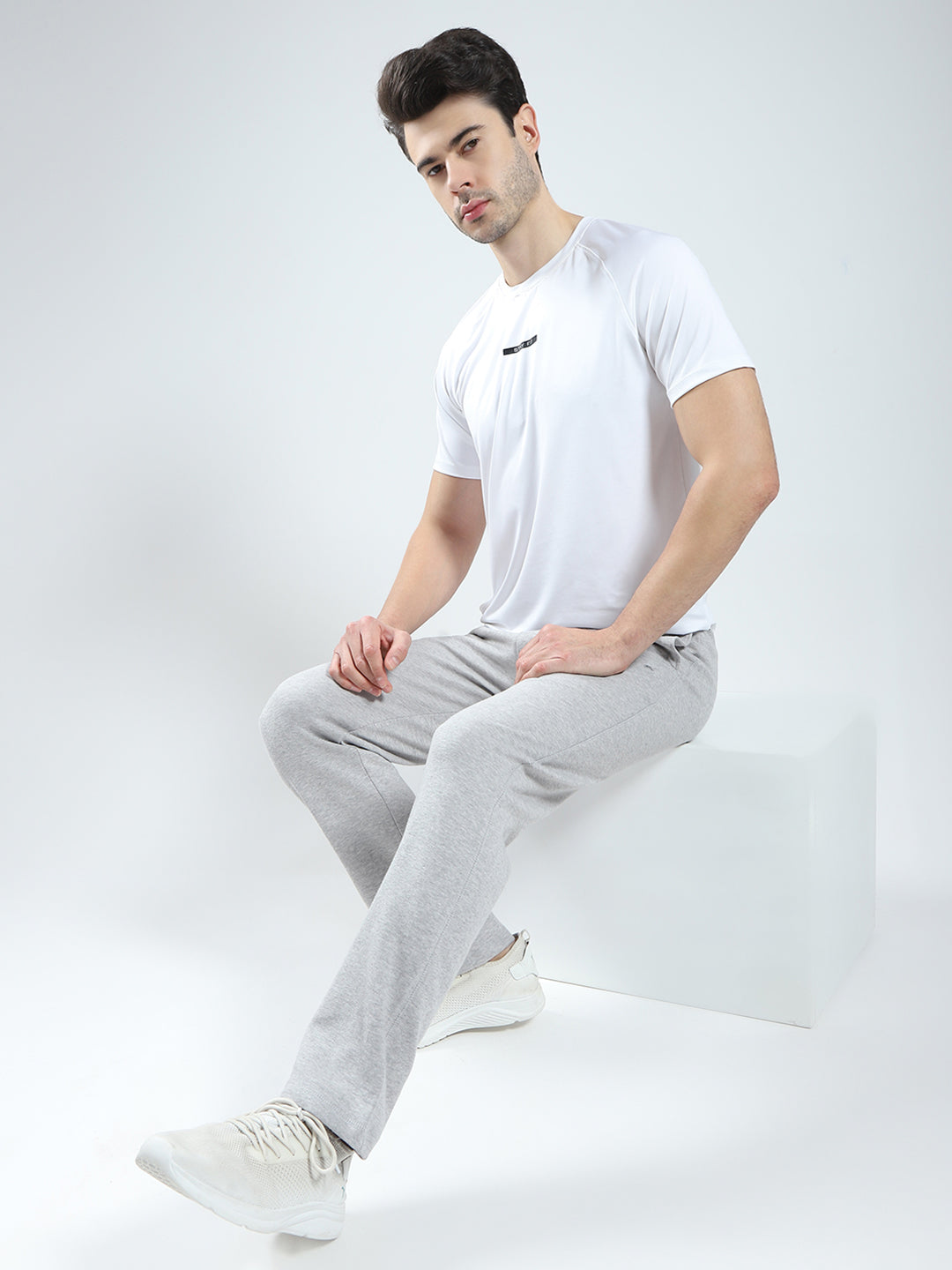 Men Grey Solid Regular Fit Lower