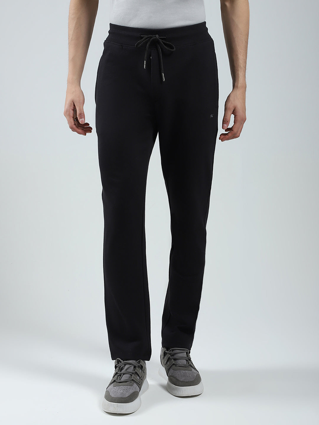 Men Black Solid Regular Fit Lower