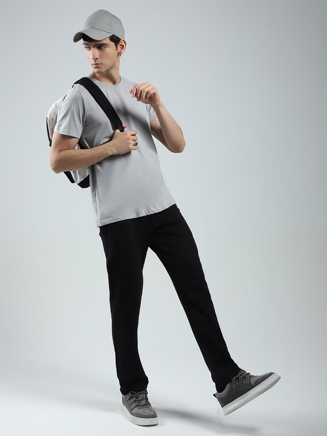 Men Black Solid Regular Fit Lower