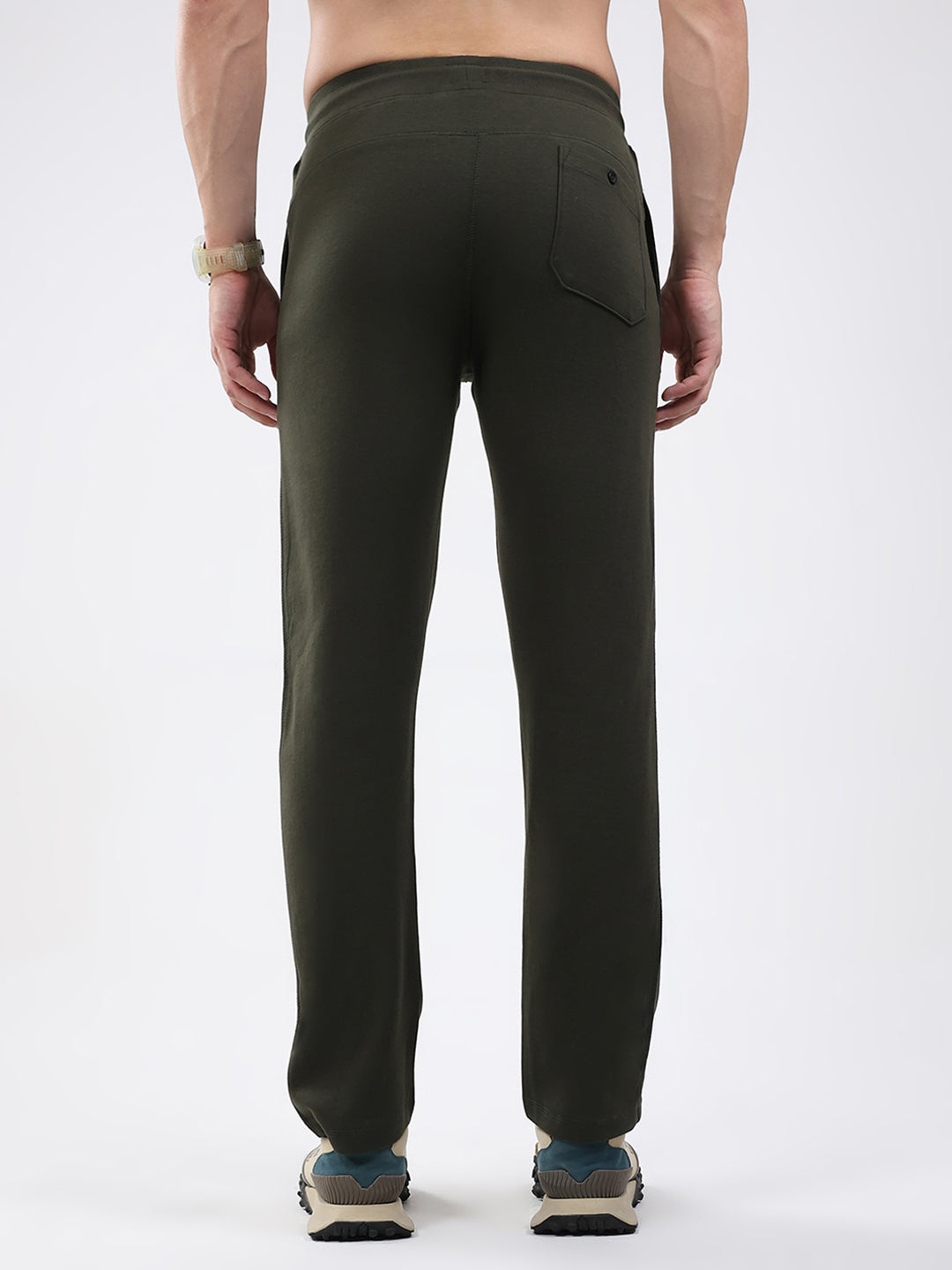 Men Olive Solid Regular Fit Lower