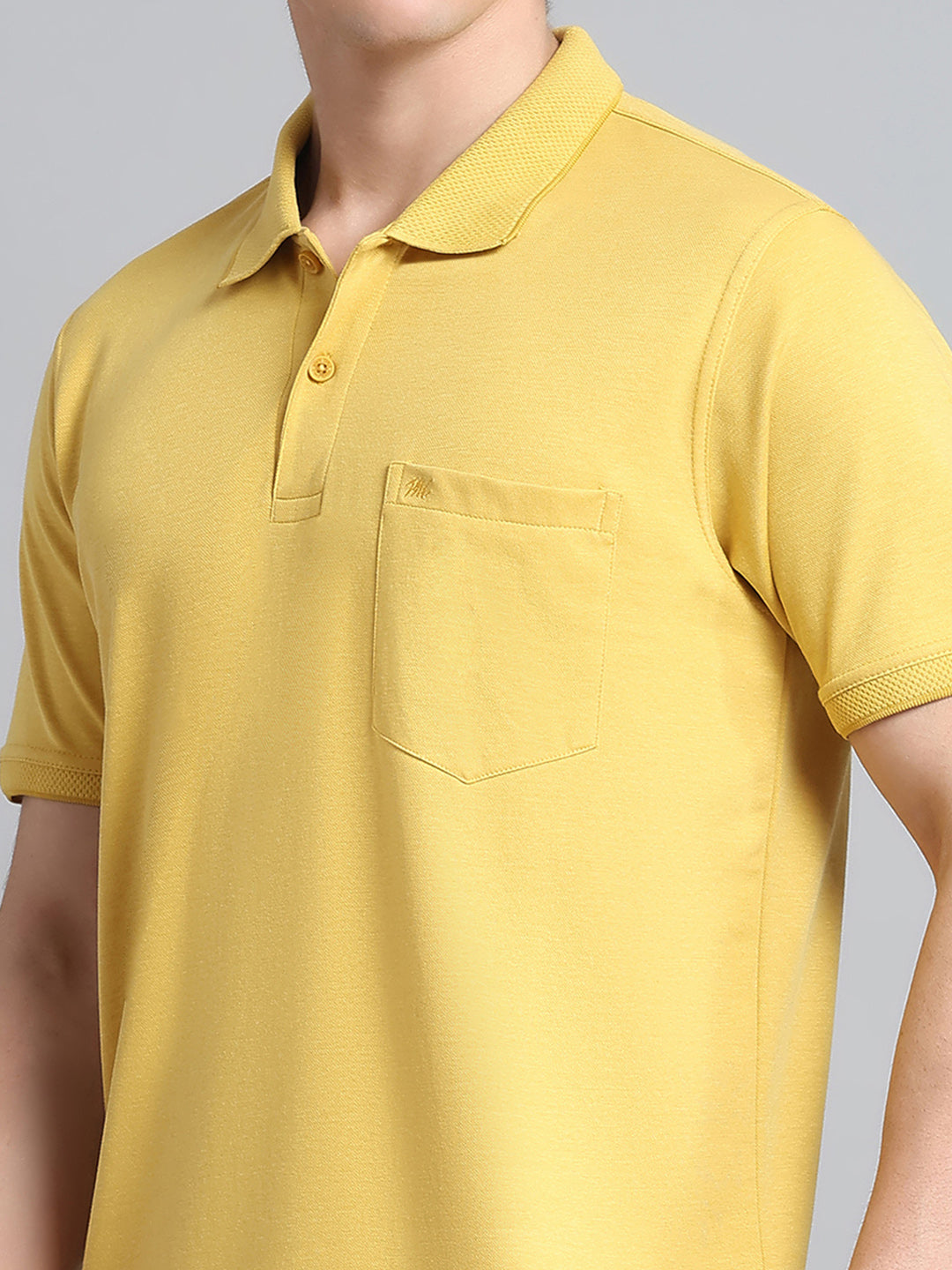 Men Mustard Solid Collar Half Sleeve T-Shirt