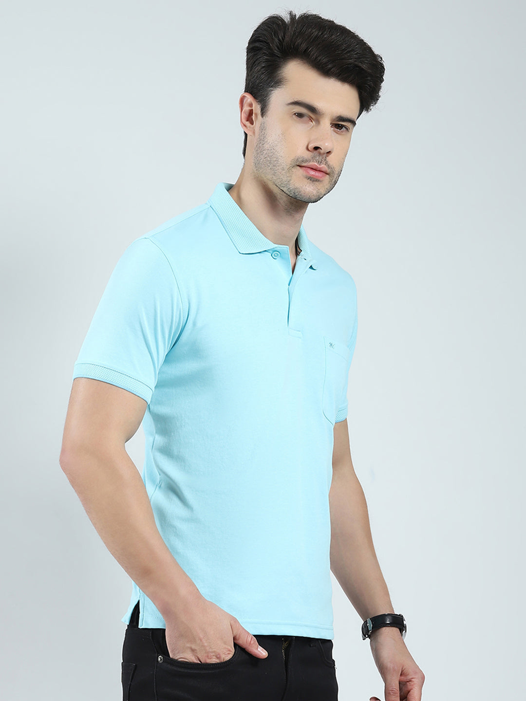 Men Blue Solid Collar Half Sleeve T-Shirt