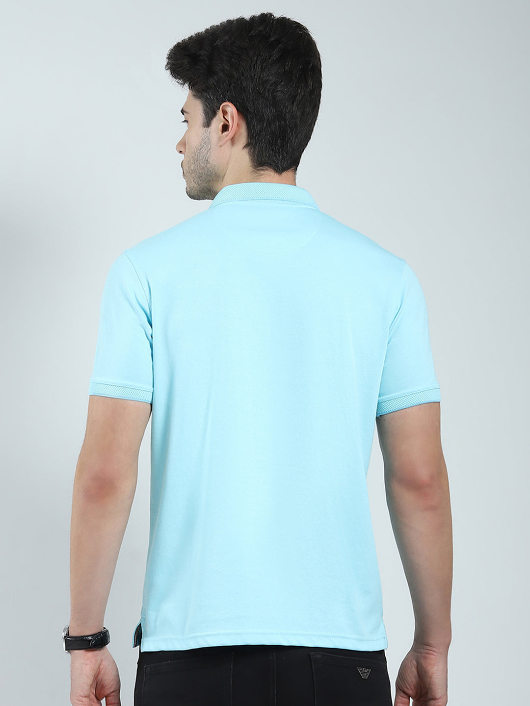 Men Blue Solid Collar Half Sleeve T-Shirt
