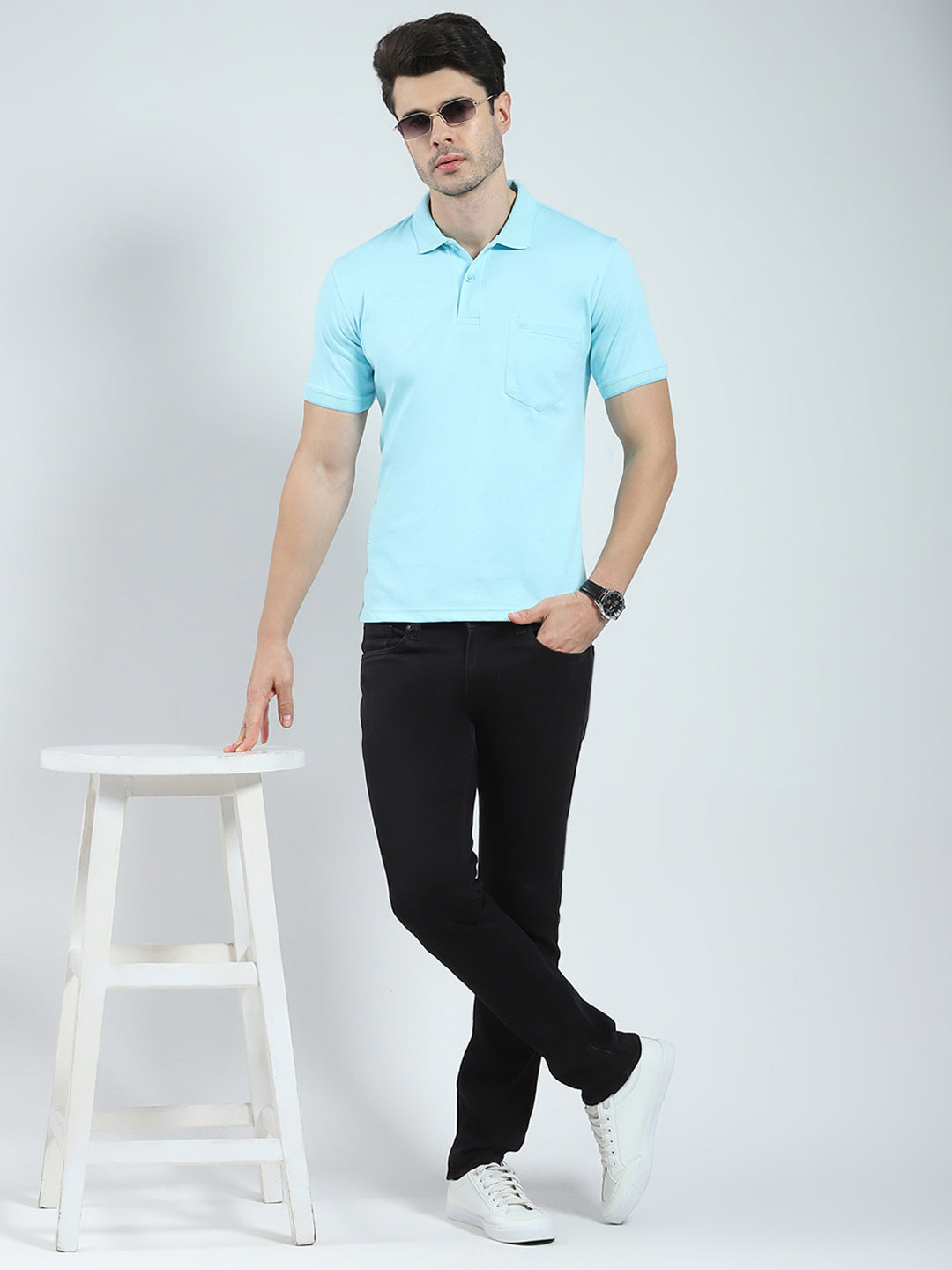Men Blue Solid Collar Half Sleeve T-Shirt