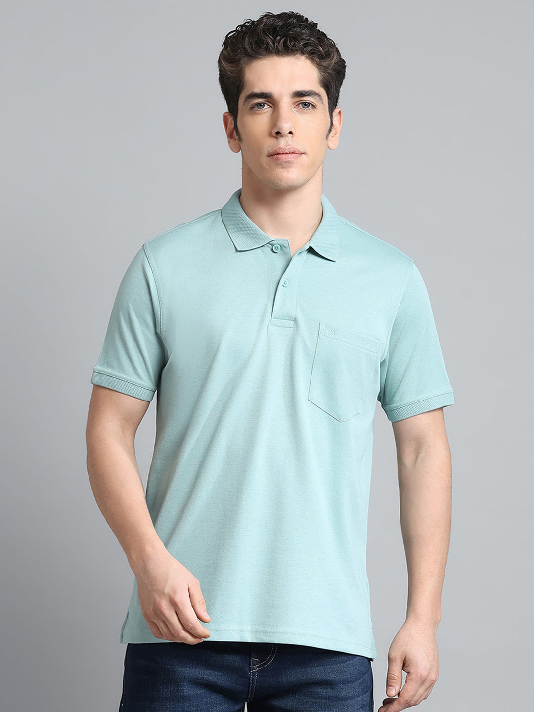 Men Green Solid Collar Half Sleeve T-Shirt